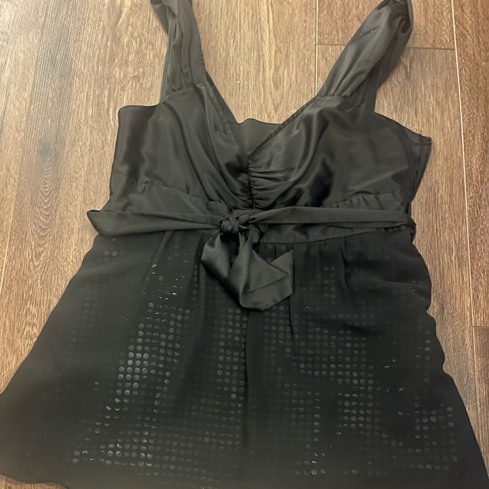 Women’s Express black top